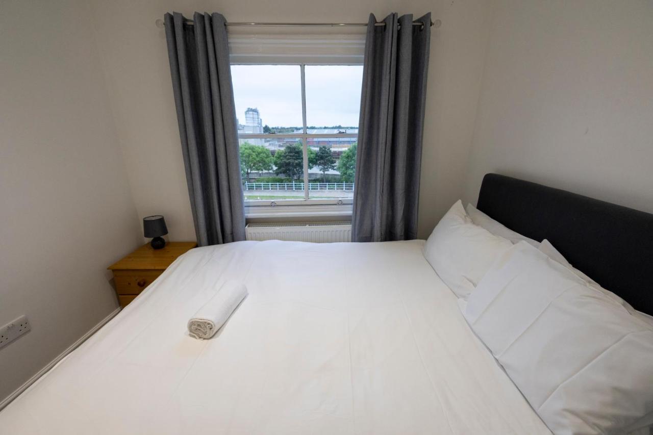 Entire Two Double Bedrooms Flat With River Yare View H6 그레이트야머스 외부 사진